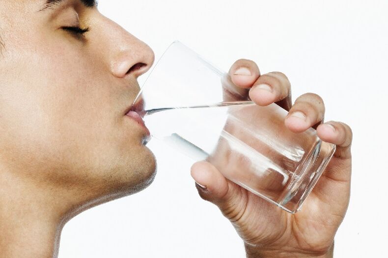 Drinking water to lose 7 kg per week