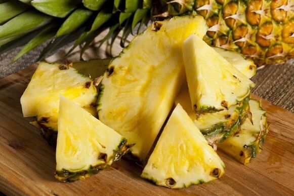The pineapple in the smoothie will help cleanse the body and strengthen the immune system. 