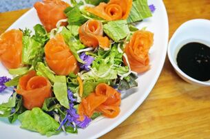 salmon salad over ducan